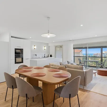 125 M Near Pool & Parking
